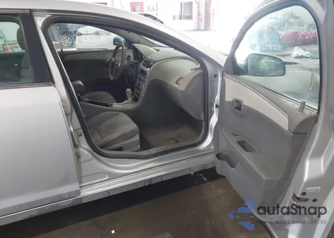 2010 Chevrolet Malibu Ls from USA, damaged, VIN 1G1ZA5E09AF283094